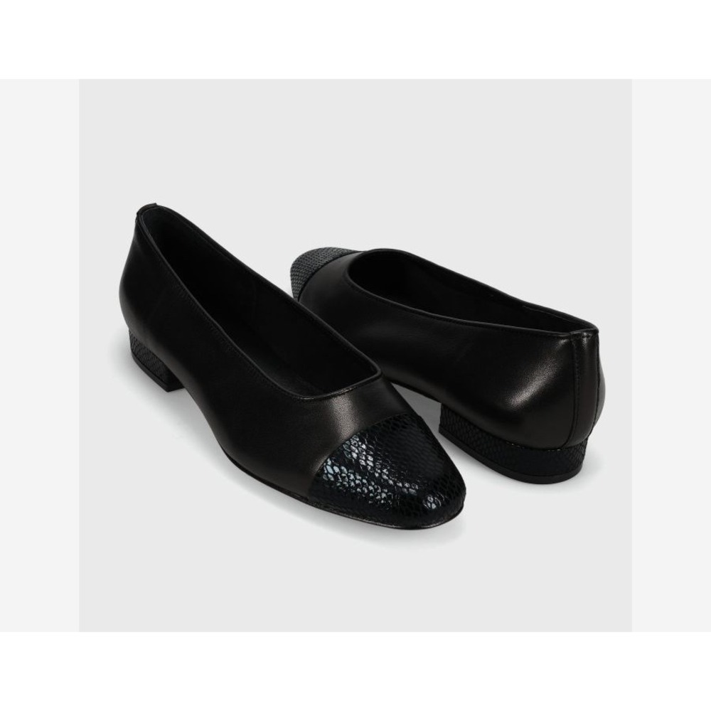 VANELI Black Snake Print Cap‎ Toe Ballet Flat